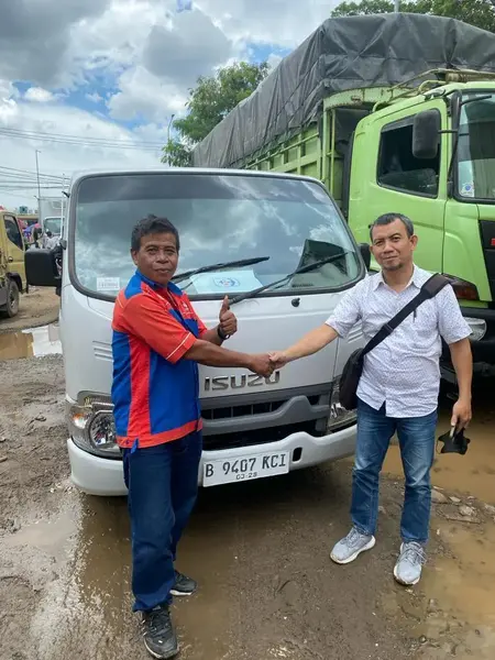 Sales isuzu Jakarta