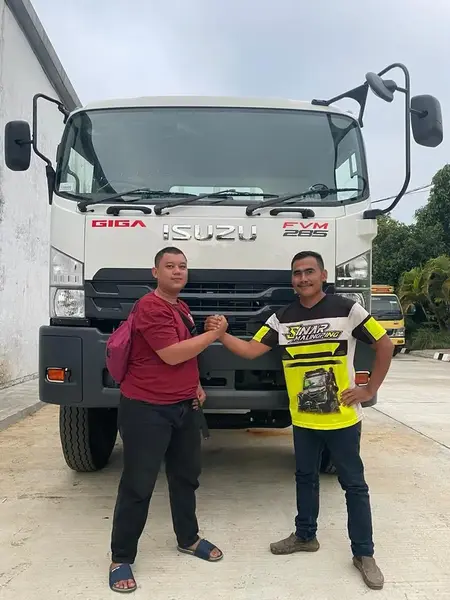 Sales isuzu Jakarta